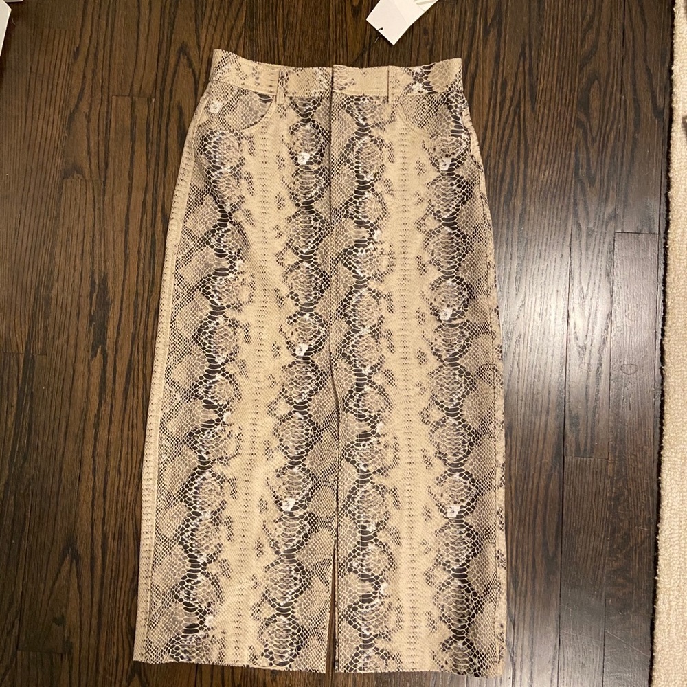 NWT Zara Midi Skirt in Snake Print